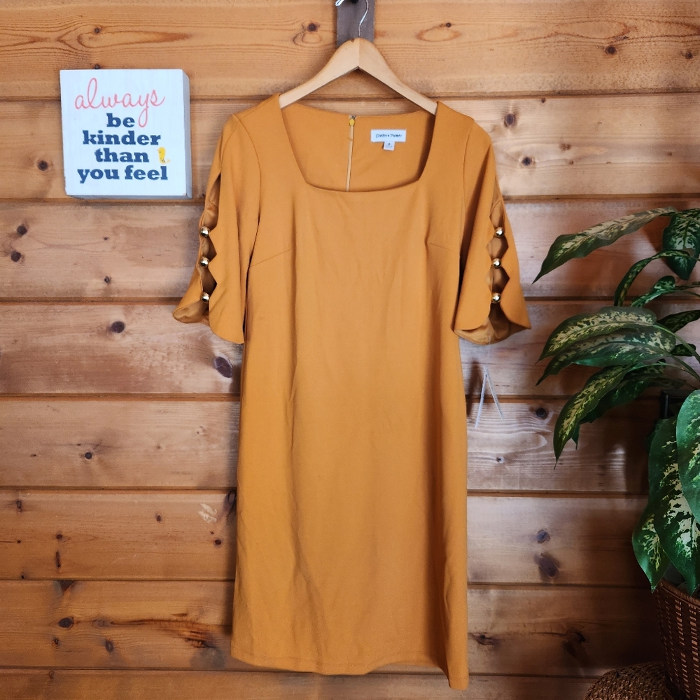 Shelby Palmer 💜 NWT L630 Inca Gold Crepe Shift Sheath Dress Studs Slit Sleeve 6